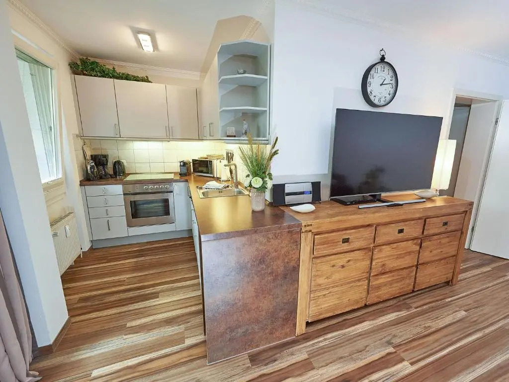 Haus "Concordia" in Binz - WG11 "Liuba" mit Terrasse strandnah