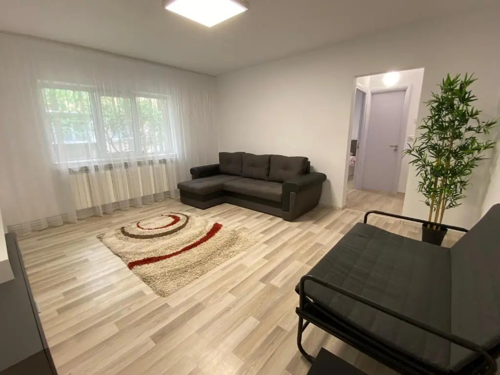 Grove Apartment