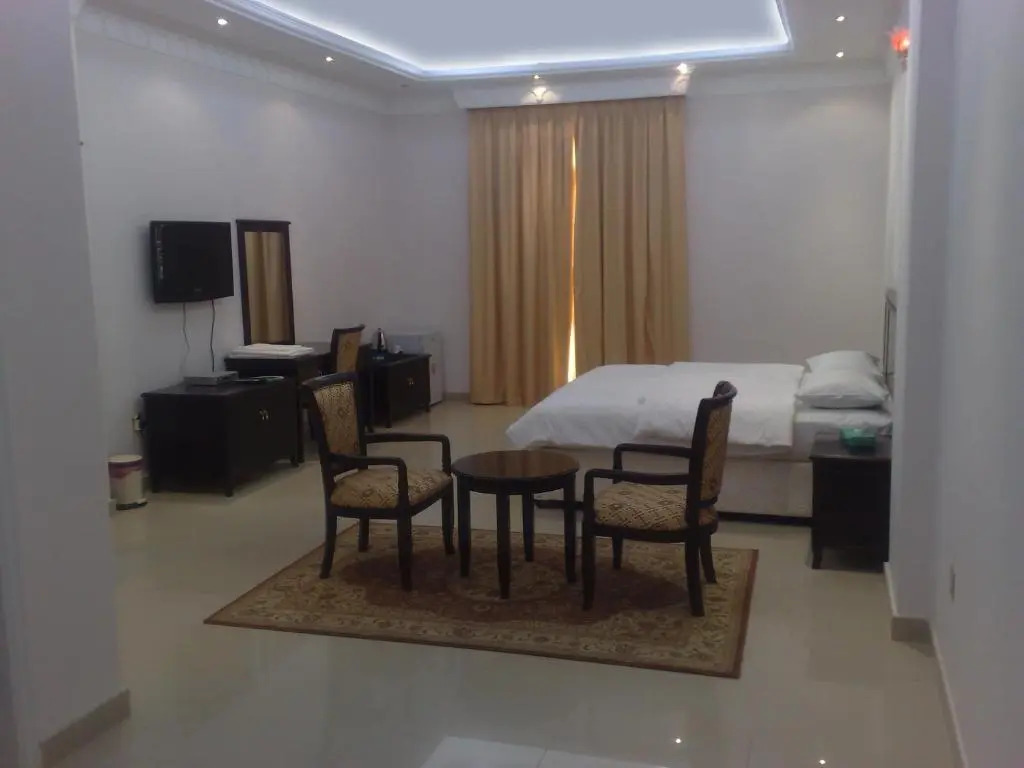 Gulf Crown Hotel Apartment