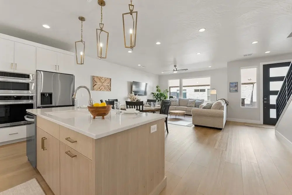 Desert Family Fun 4 Bedroom Townhouse