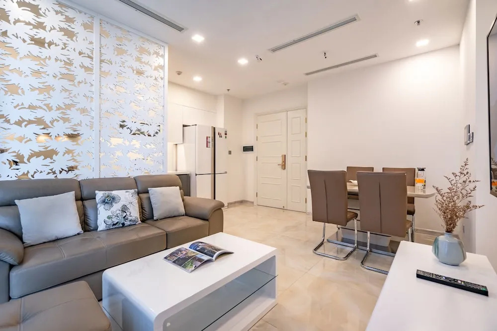 NES House - Riverview Apartment