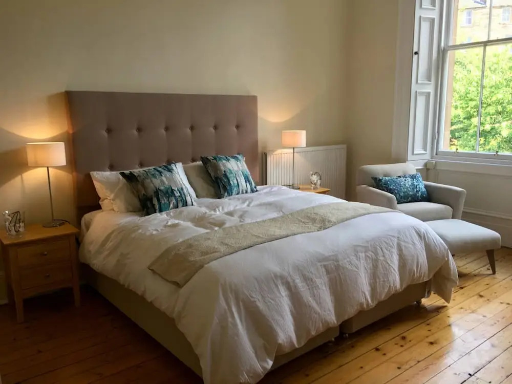 Quiet 2 Bedroom Apartment close to the City Centre