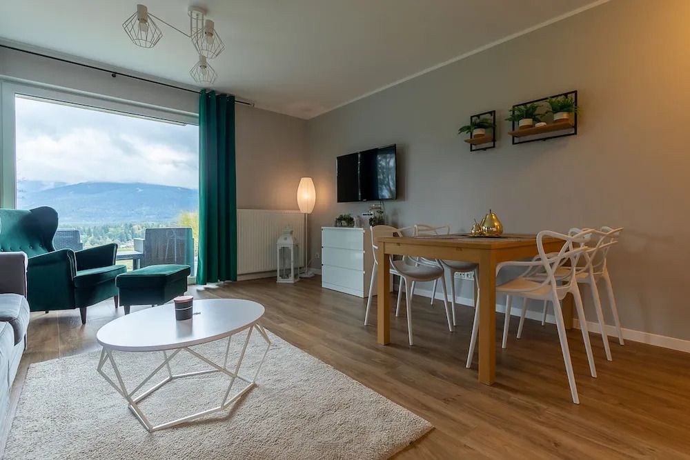 RentPlanet - Apartamenty Izerska