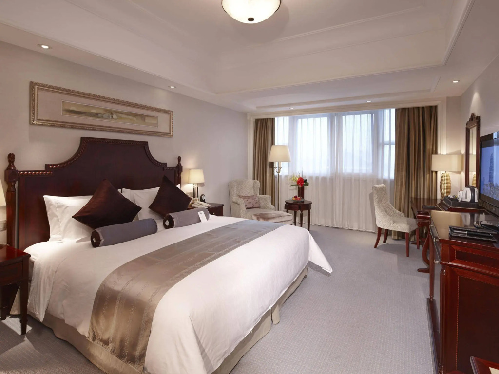 Days Hotel & Suites Fudu