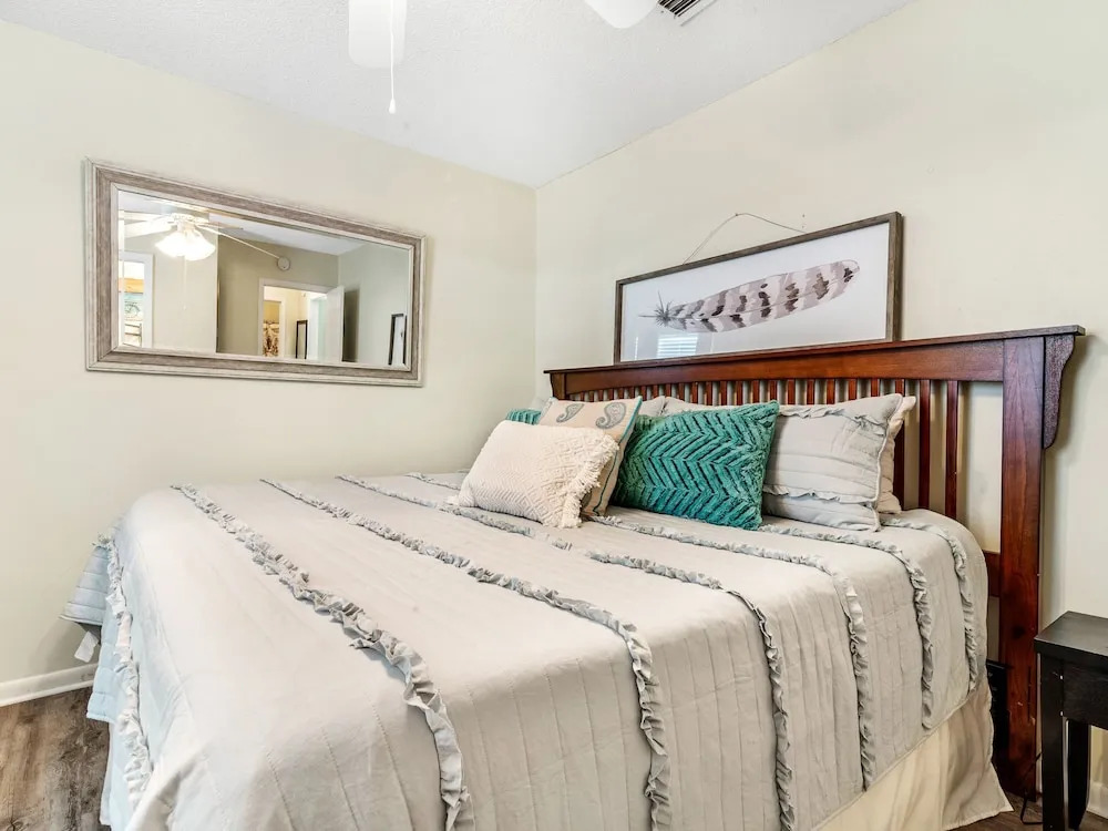 Sea Horse 311 by Bender Vacation Rentals