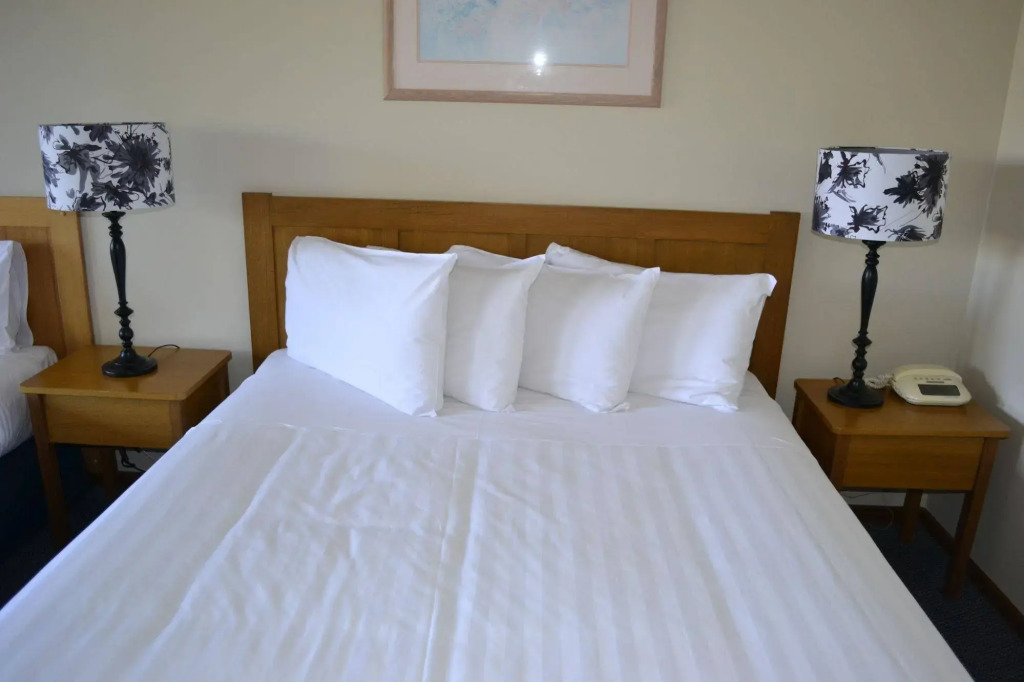 Sunnymead Hotel