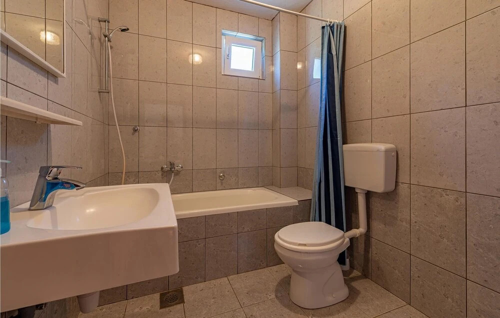 Amazing Apartment in Privlaka With Wifi