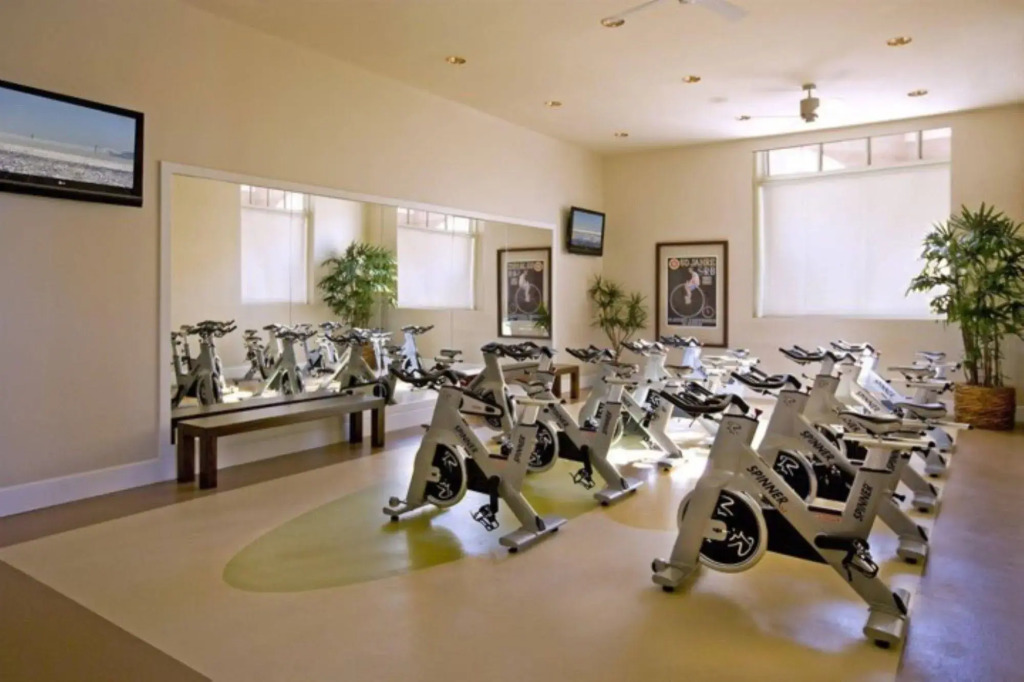 Global Luxury Suites at North Park