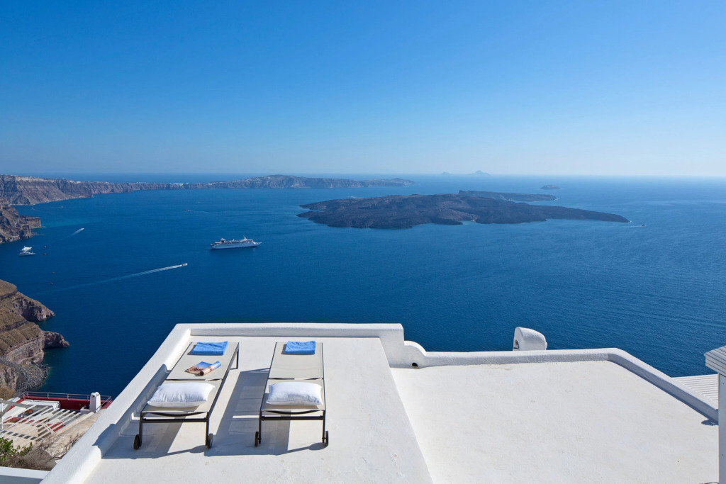 Villa Gaia, 3 bedroom villa with amazing views at Imerovigli
