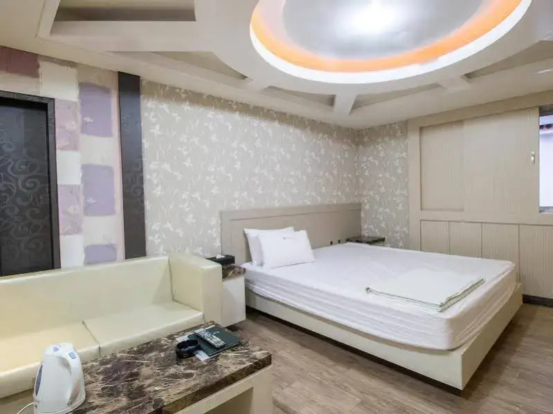 Jeong Seong Hotel