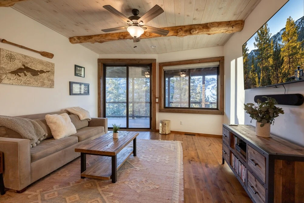 18 - Ponderosa Peak 5 Bedroom Home by Redawning