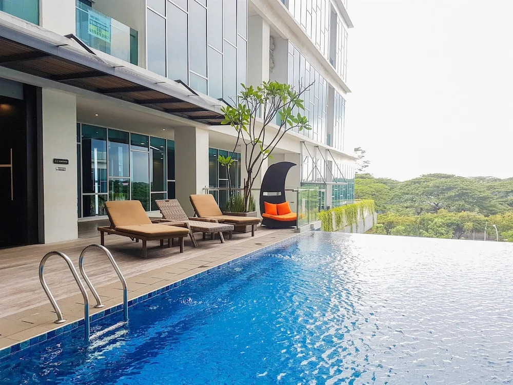 Nice And Fancy Studio Loft At Brooklyn Alam Sutera Apartment
