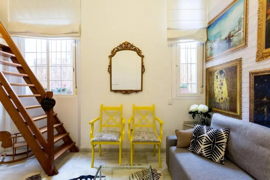Pretty Duplex In Bohemian District-City Center