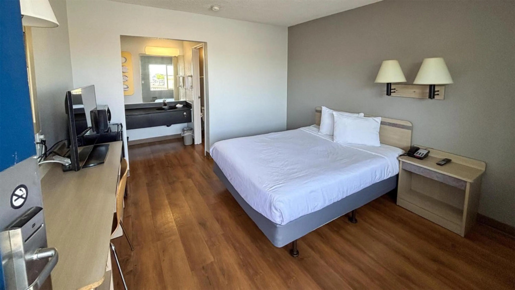 Motel 6 Las Vegas, NV - Boulder Highway