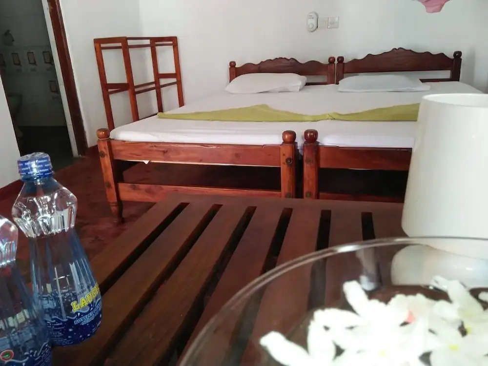 Yoho Hotel Samans