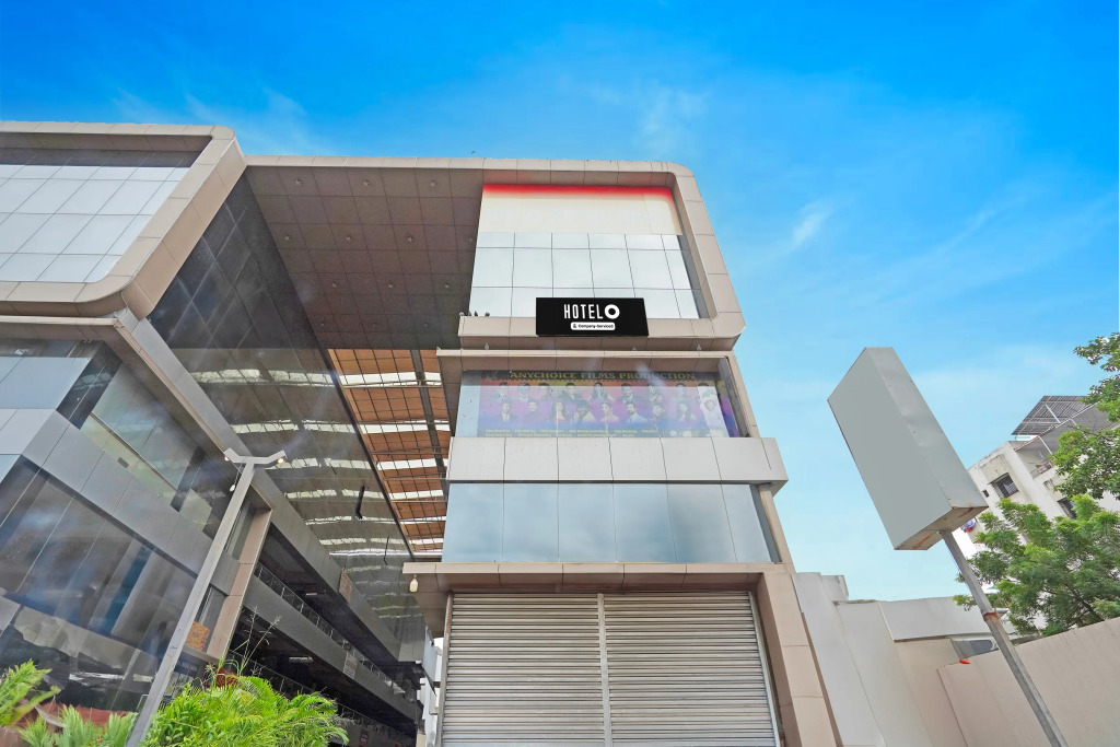 Hotel O Ugat Canal Surat Formerly Royal Orbit