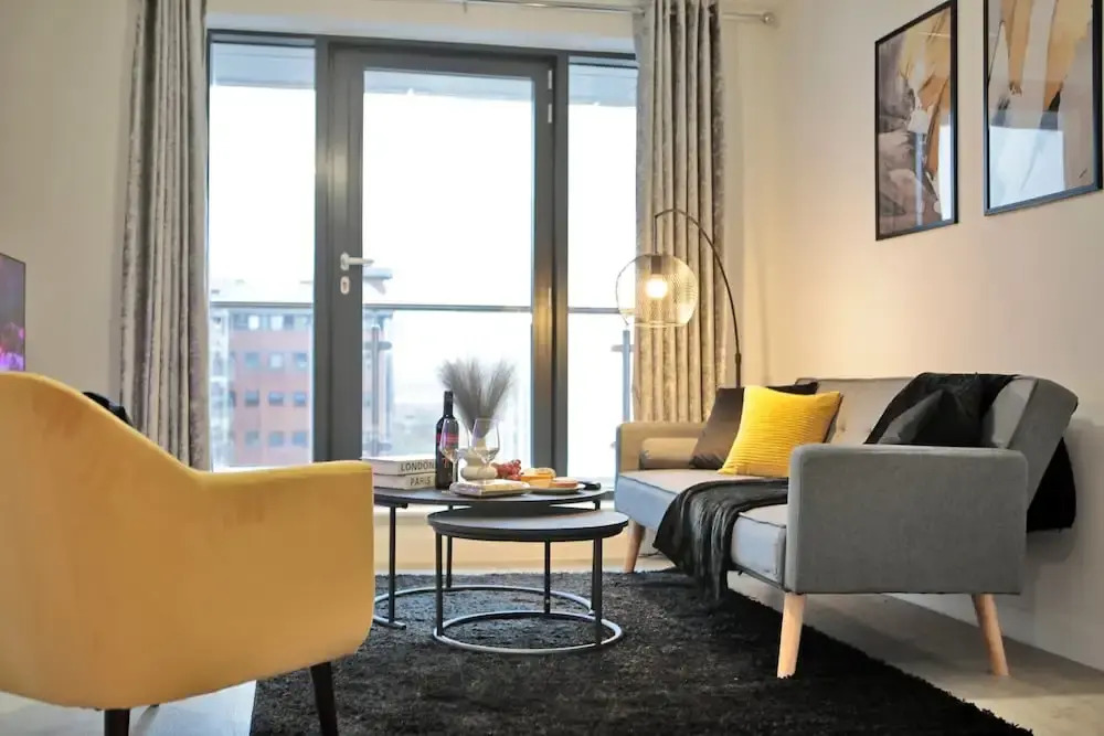Manchester - 2-bed Apartment - Sleeps 4 - Wifi