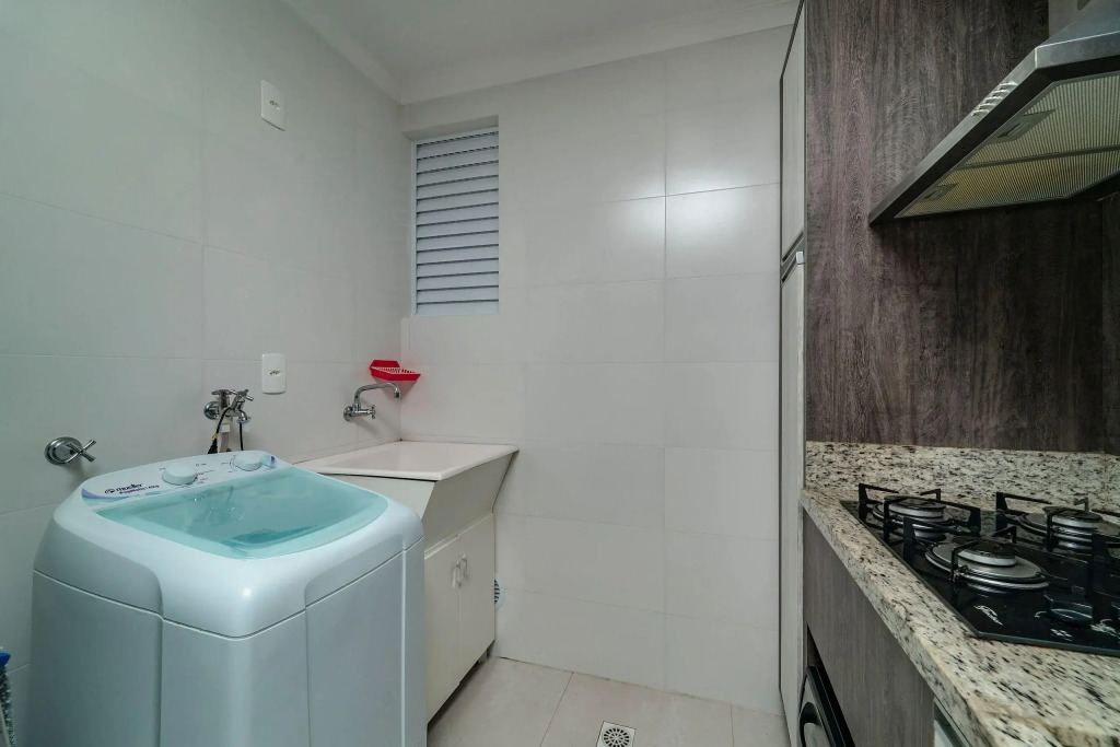 Apartamento 2 Dormitórios Com Churrasqueira