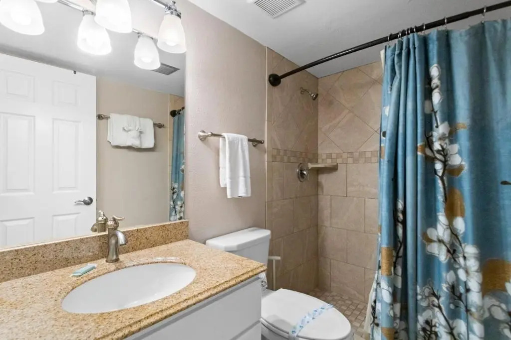 311 Madeira Norte Condo