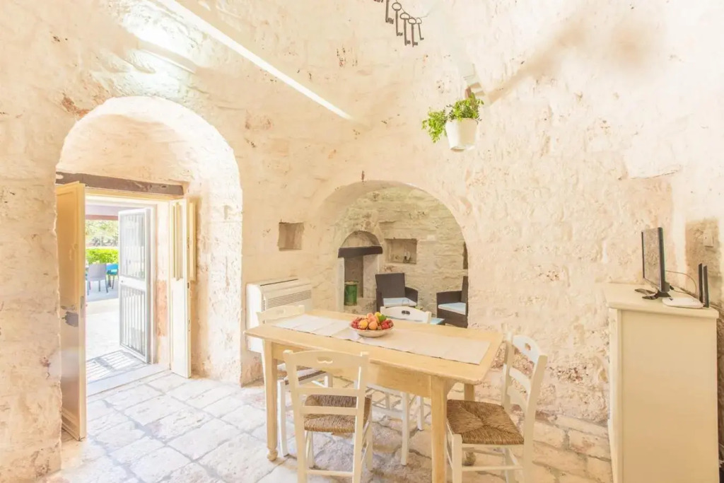 Trullo del Mandarino con piscina