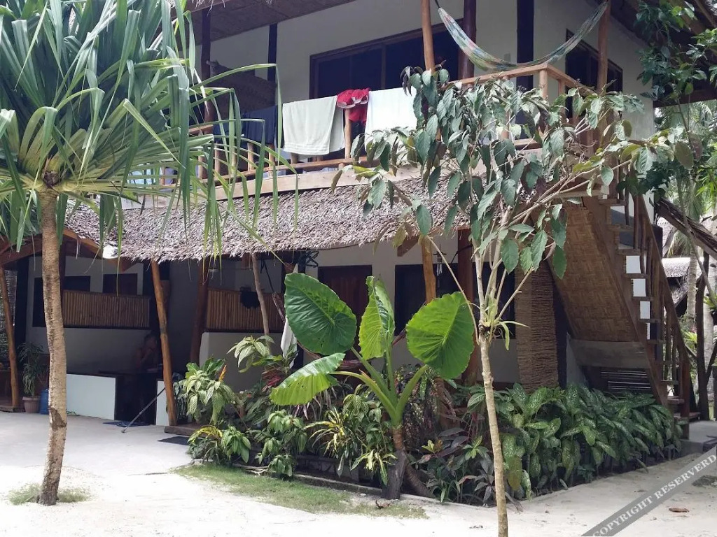Matanjak Guesthouse and Surfshop