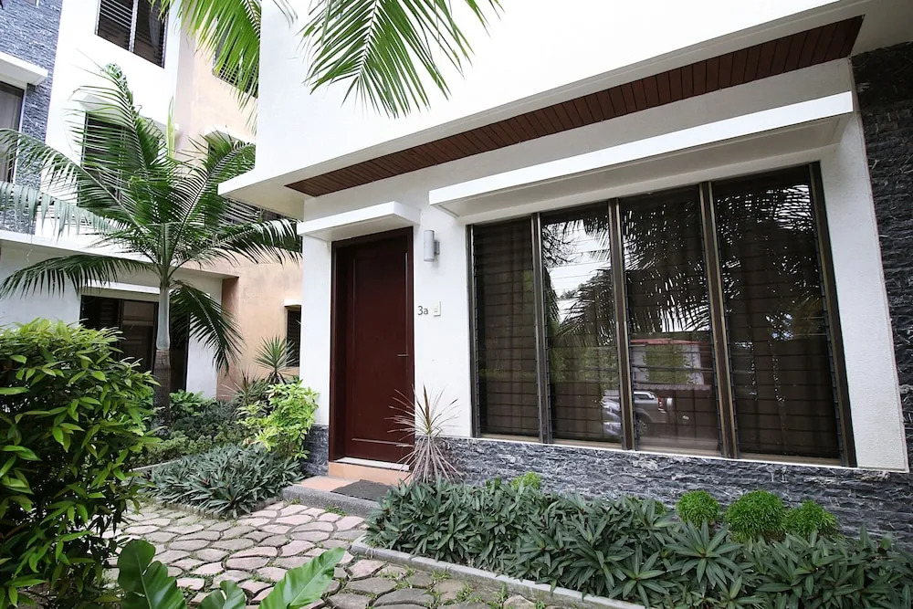 Hassaram Courtyard