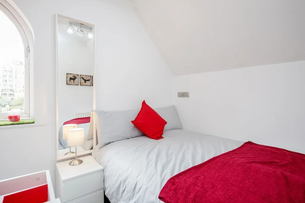 Donatello Rooms Tower Bridge