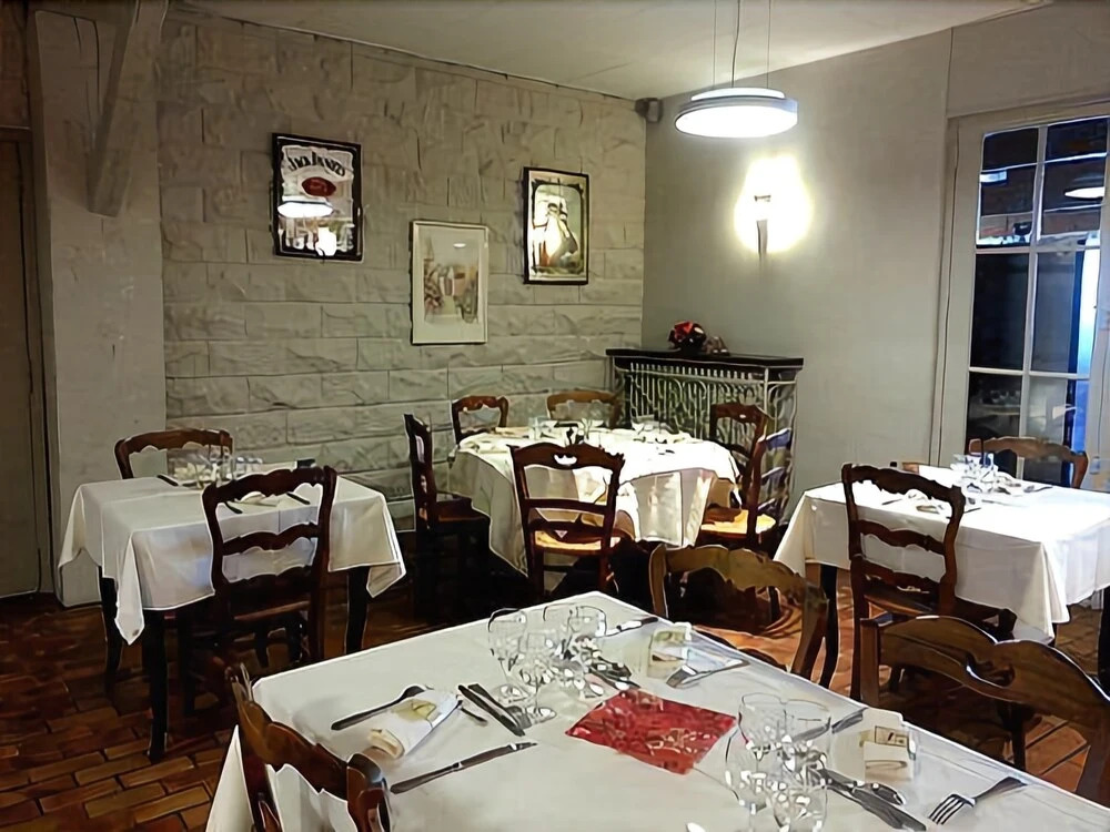Hôtel Restaurant De La Place
