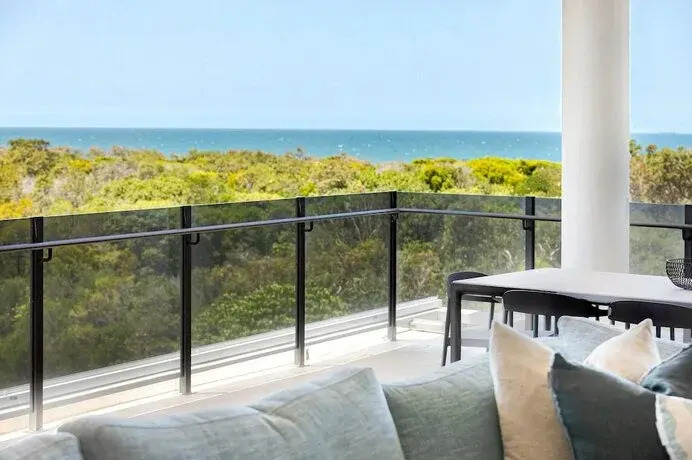 Seanna Residences