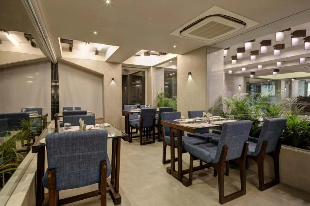 Hotel Carrefour