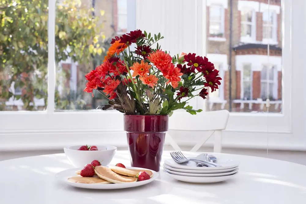 Stunning 2BR Victorian Flat In Vauxhall