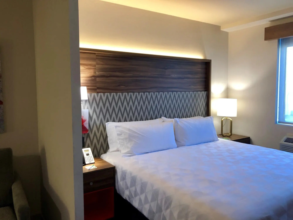 Holiday Inn & Suites Monterrey Apodaca Zona Airport, an IHG hotel