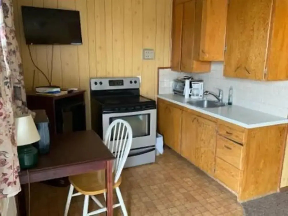 Gull Lake Lodge Motel