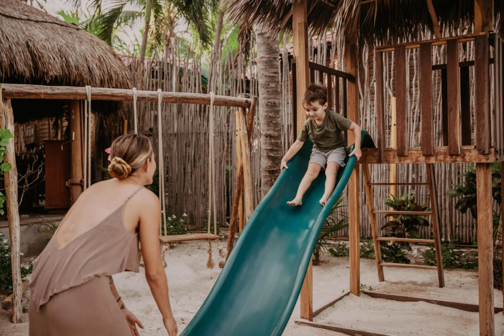 Petit Lafitte Beach Front Hotel & Bungalows