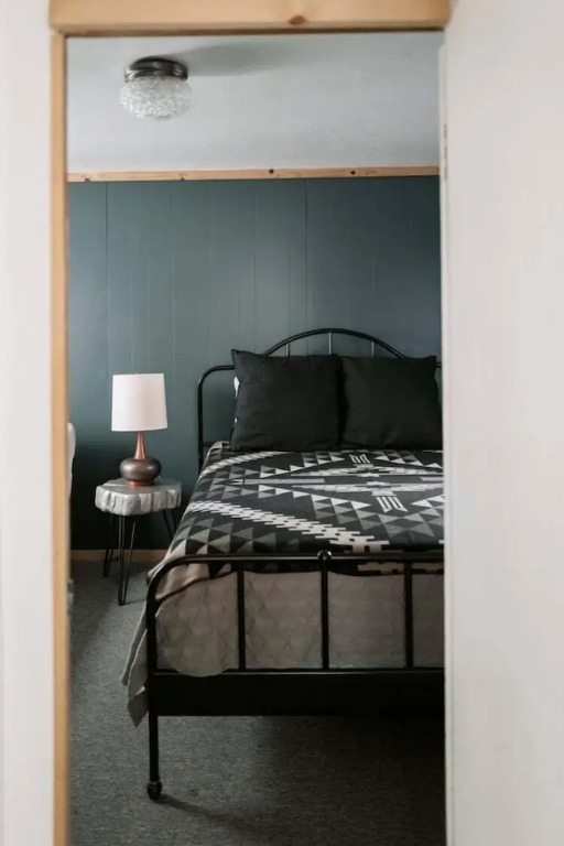 Oak Knoll Unit 3 # 2402