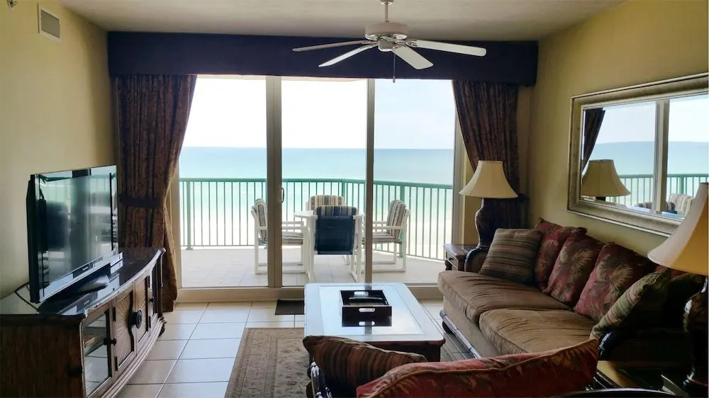 Dimucci TT 402 2 Bedrooms 2 Bathrooms Condo