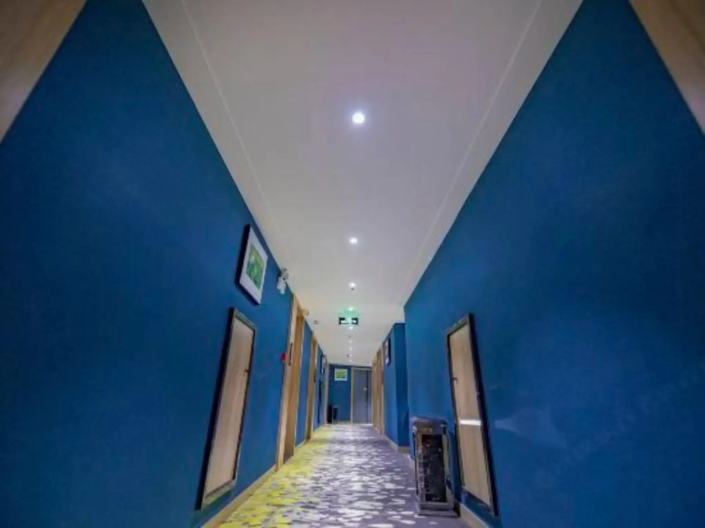 Nature Wake Spring Hotel (Shuyang Cangzhou Wenfeng Park Branch)