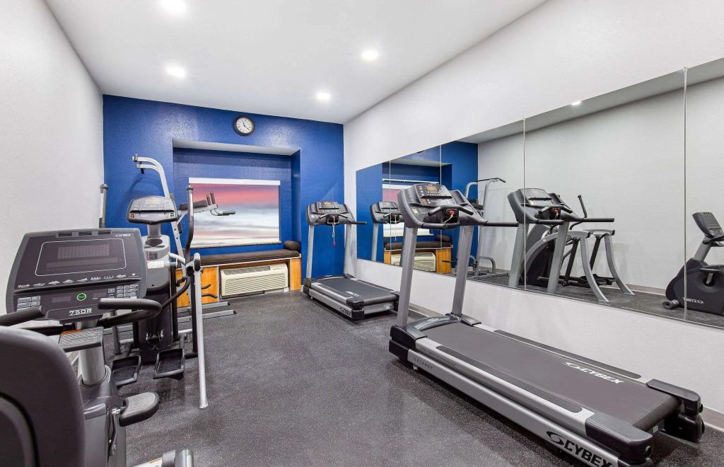Microtel Inn and Suites by Wyndham