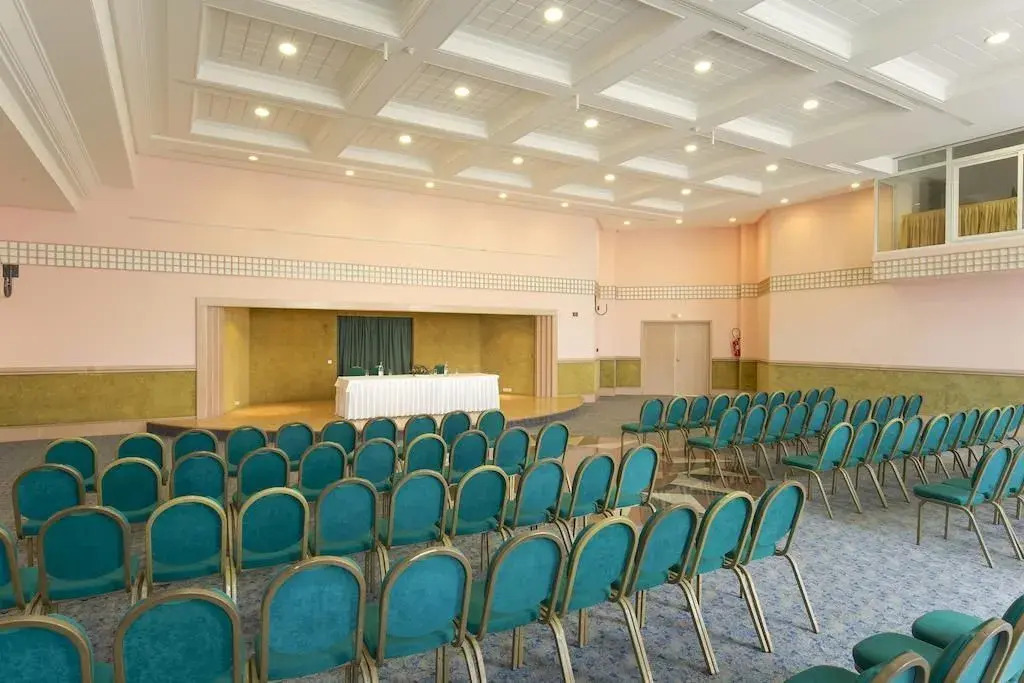 Iberostar Waves Averroes
