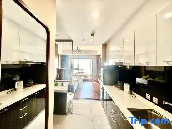 Haimi Preferred Scenic Apartment (Shibei Bay Dream Water Park)