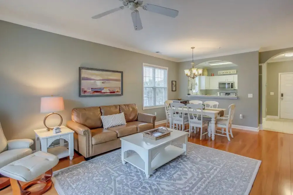 Golf Resort Condo w/ Pool in North Myrtle Beach!