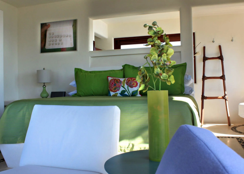 Zoa Hotel