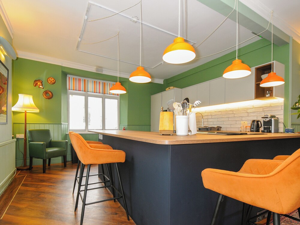 Sycamore Apartment