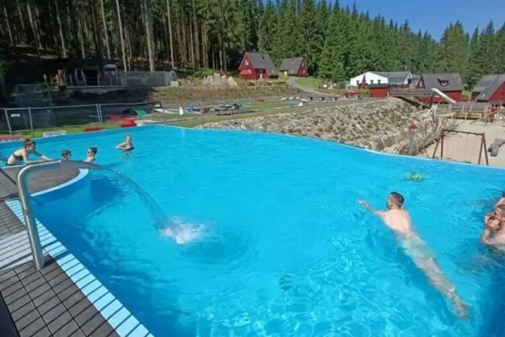 Appartements mit Aussenpool und Sauna, Breitenbrunn