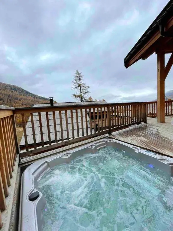 Chalet de 5 chambres avec sauna jardin clos et wifi a Les Orres
