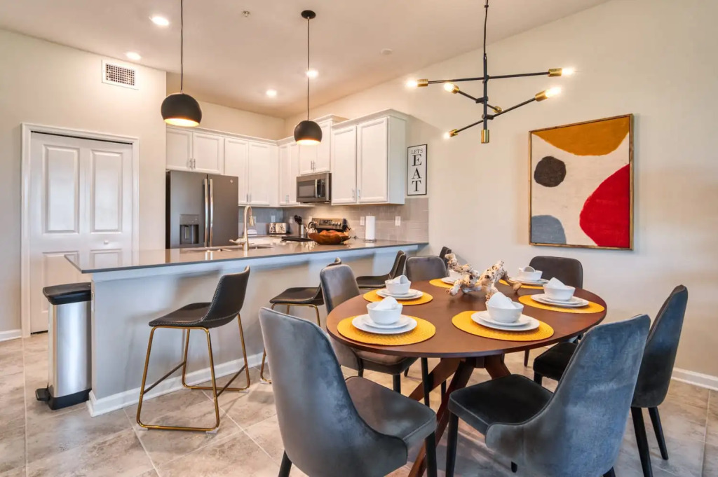Wonderful Home with game room near Disney