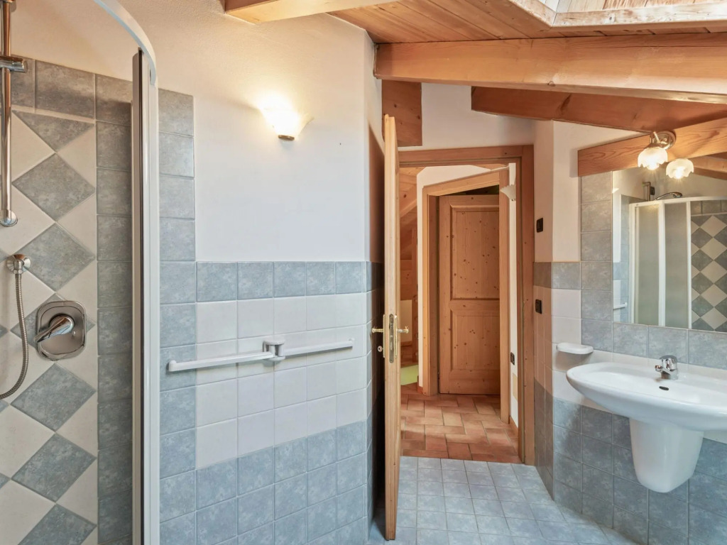 Accommodation with wellness center, in Val di Sole, 1km away from the ski bus