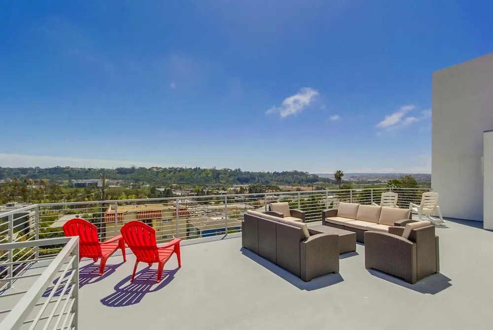 Coastal Horizon-B - 3 Br Apts