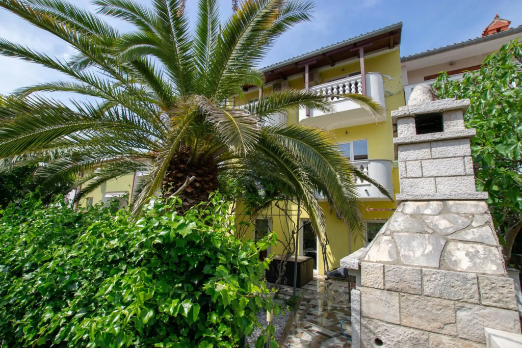 Jela Apartment 7