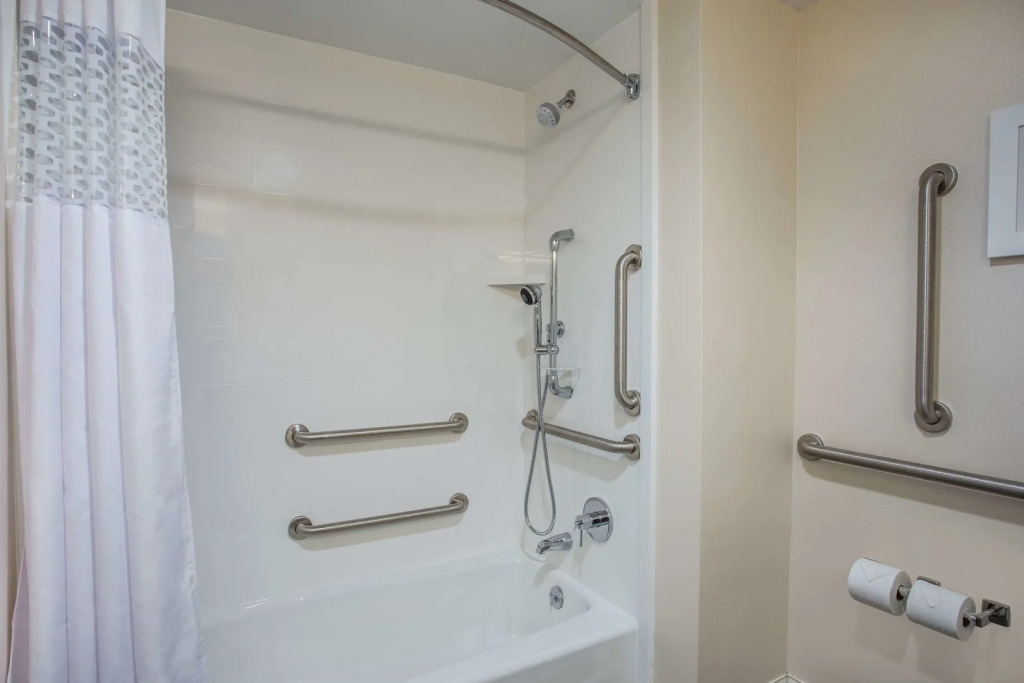 Hampton Inn & Suites Yonkers - Westchester